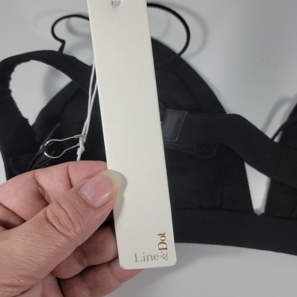 NWT Line & Dot basic black triangle bra size M - Picture 5 of 6